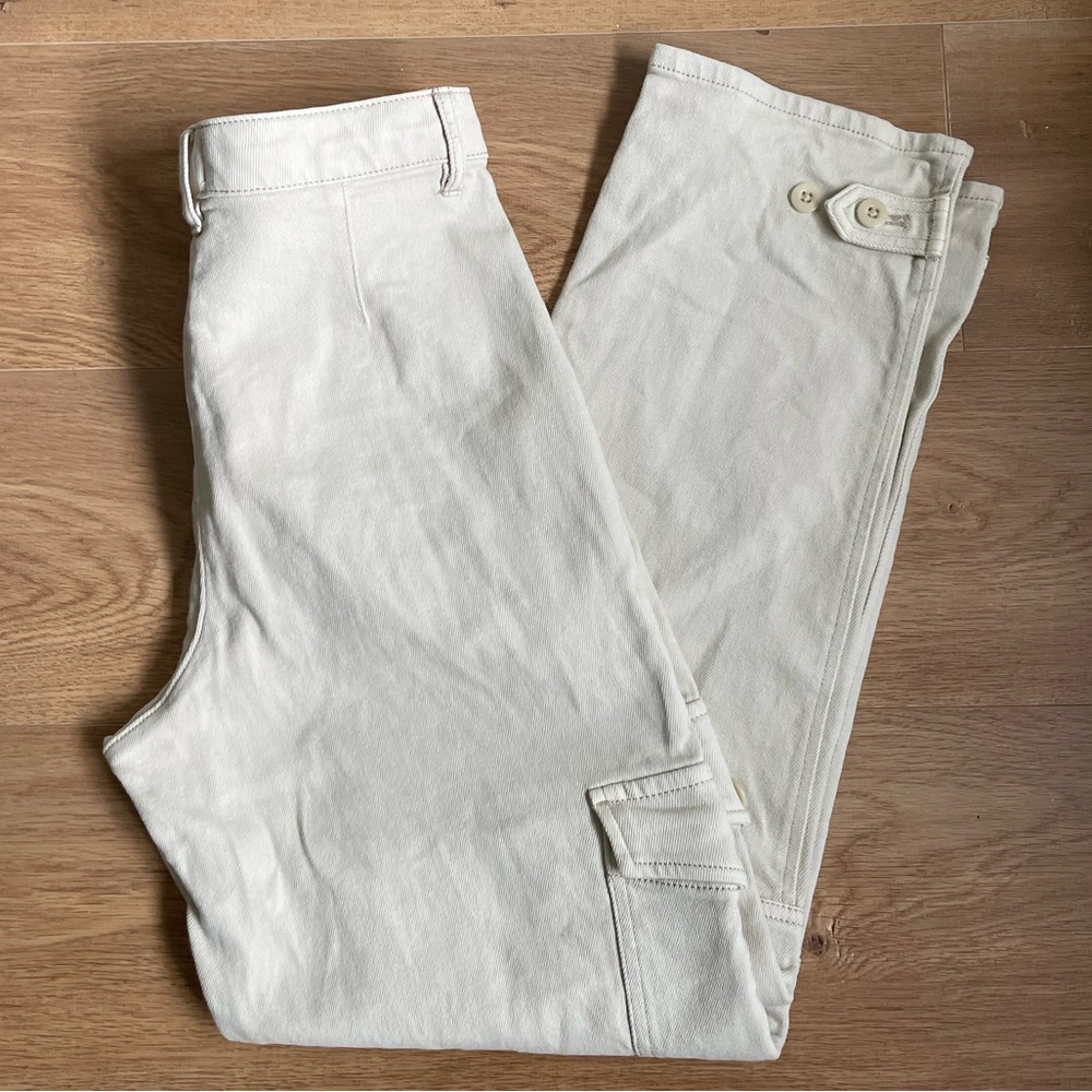 Aritzia Wilfred Free Modern Cargo Pants Size 8 Beige